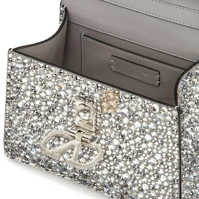 VALENTINO MINI VSLING HANDBAG WITH SPARKLING EMBROIDERY XW2B0G97VFF72A (19*13*9cm)